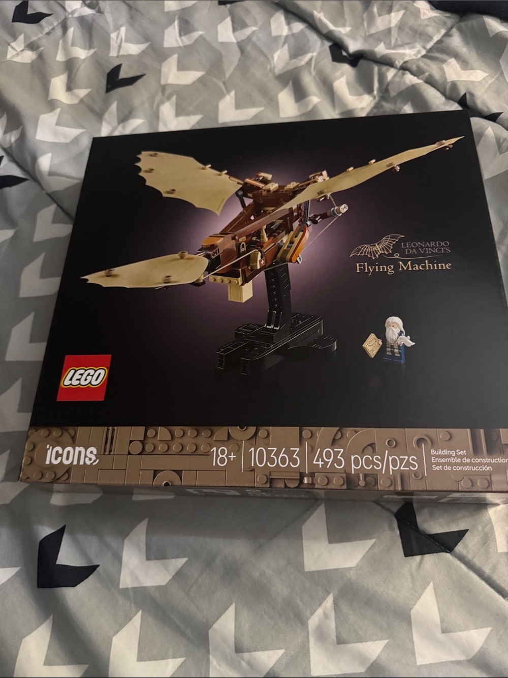 LEGO Icons Leonardo da Vinci Flying Machine - Brown & Tan